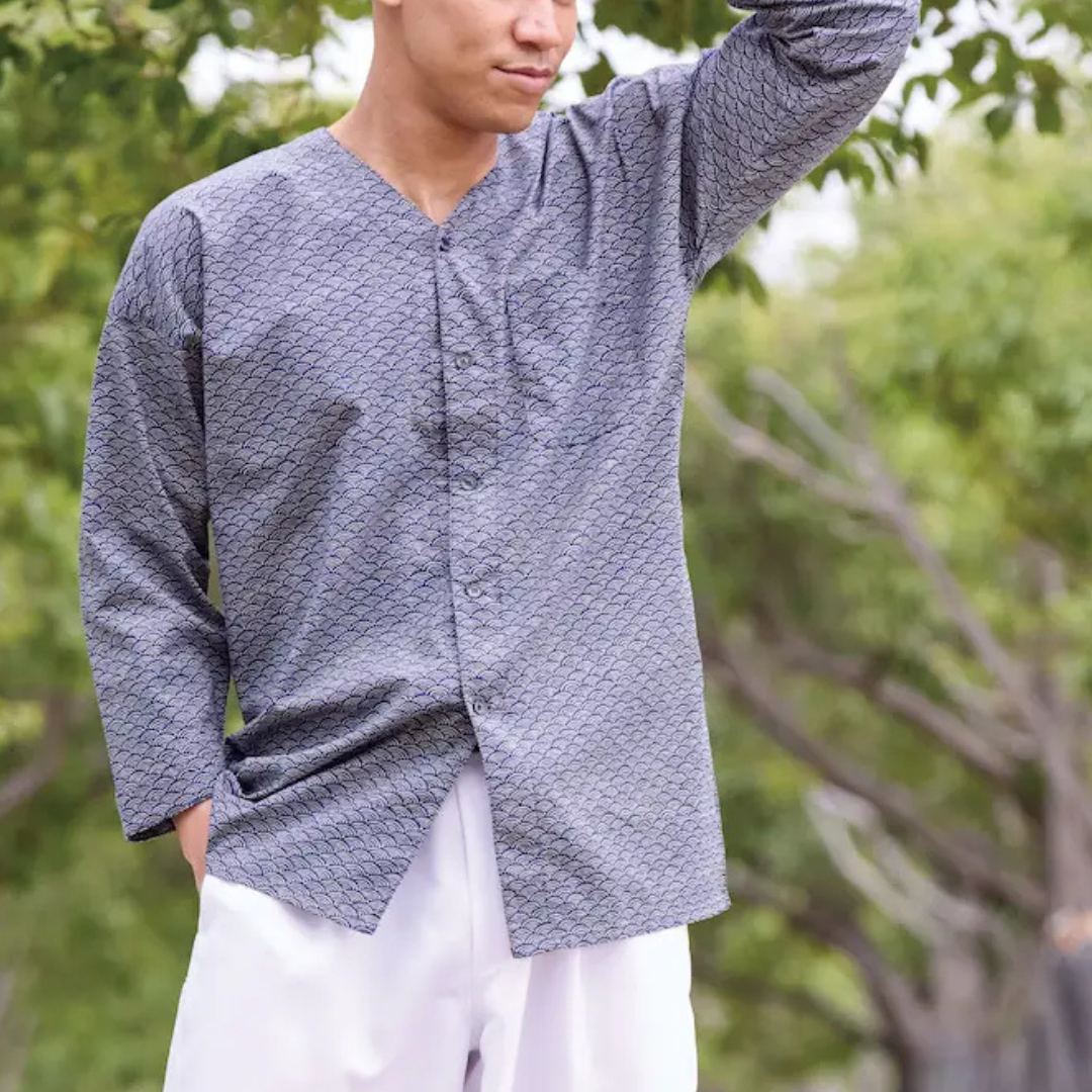 Traditional Japanese Workwear Koi-guchi Shirt - Authentic Wagara Cotton Top